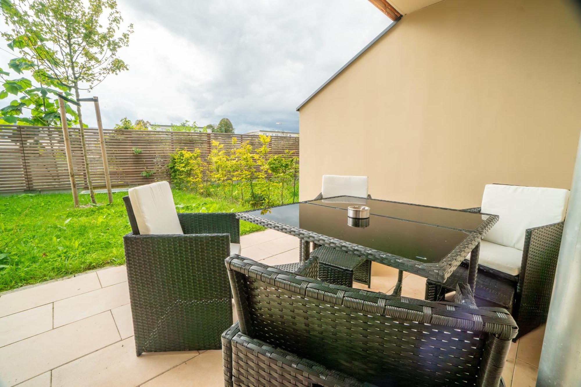 Die Gartenlounge In Bad Aibling Dış mekan fotoğraf